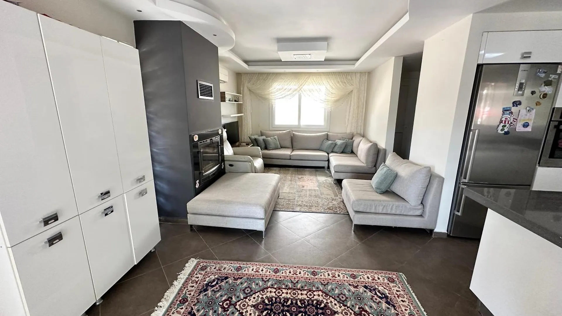 Nefiss Avm Ve Denize Yakin Villa Kusadası Turcia