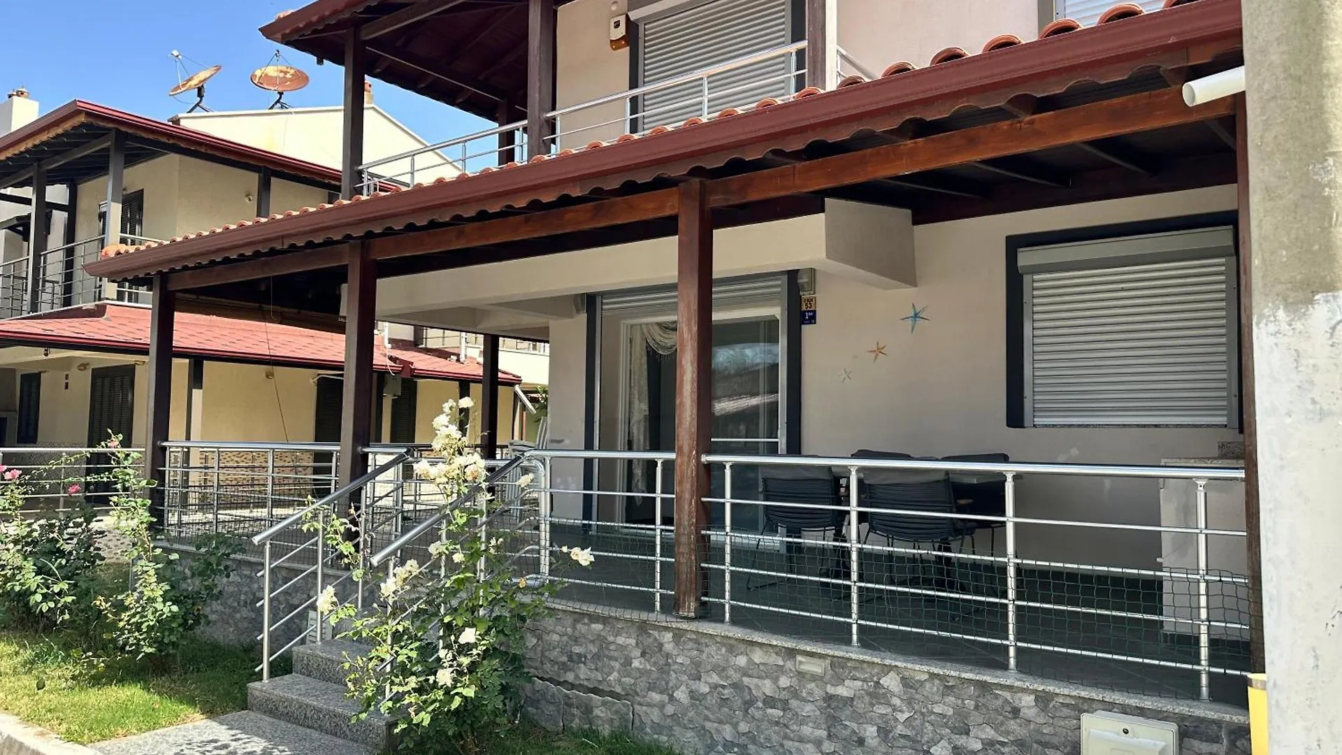 Nefiss Avm Ve Denize Yakin Villa Kusadası Turcia